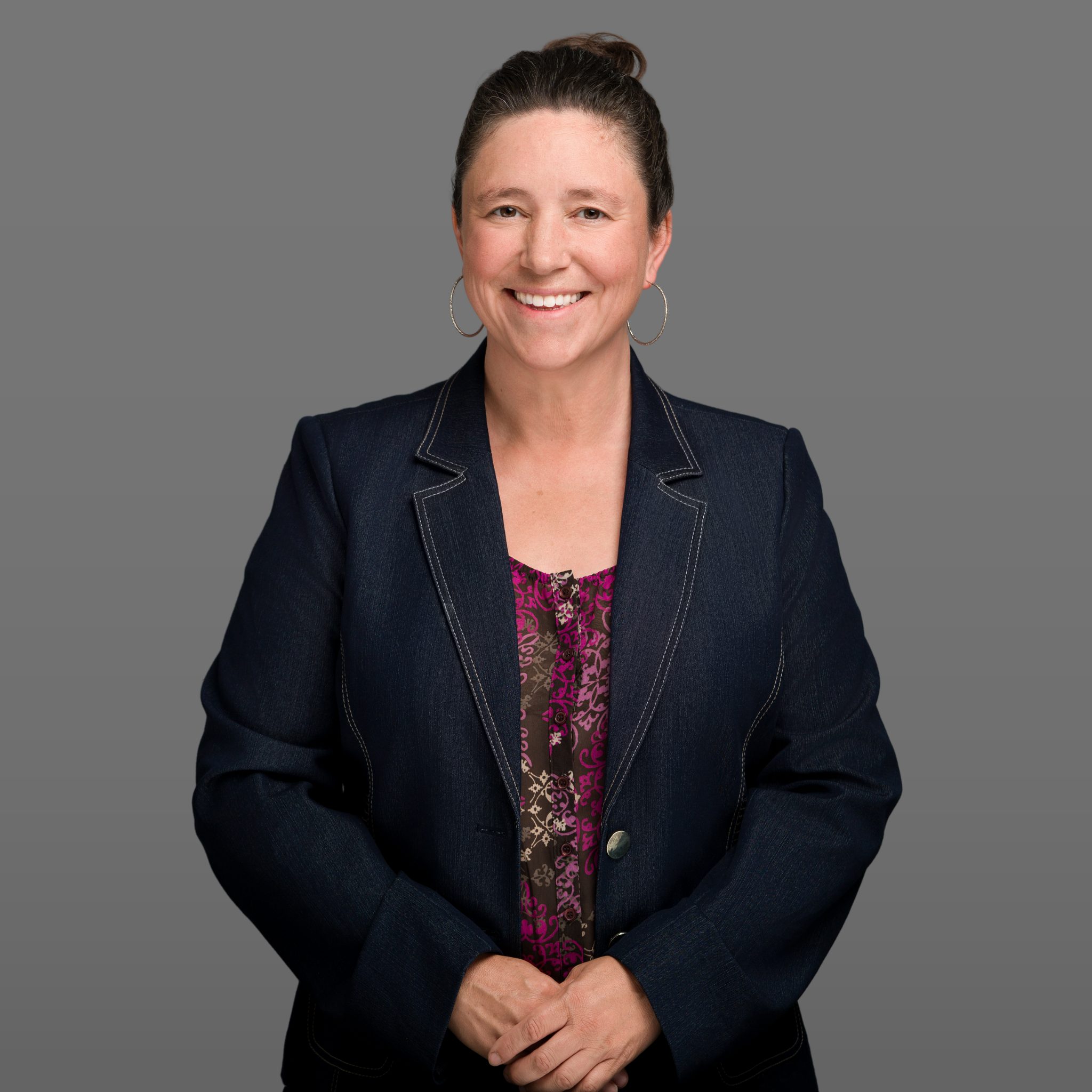 Jasmine Nuthall - Headshot Grey Background